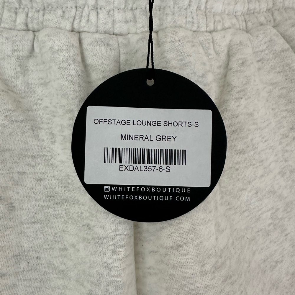 White Fox Boutique Lounge Shorts - Picture 3 of 3